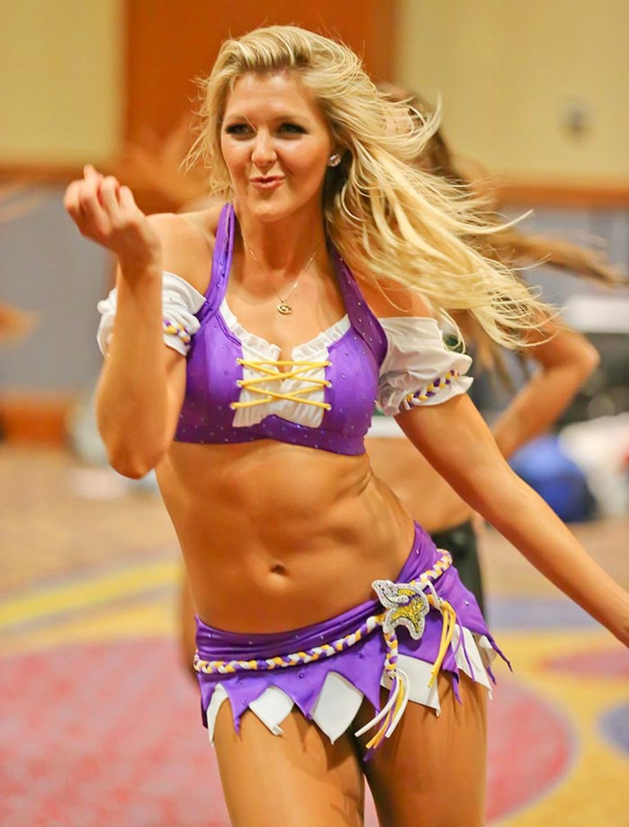 02-Blair_Vikings-XYP_3043.jpg